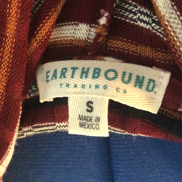 Cropped Earthbound Hoodie Sweater - Picture 4 of 7